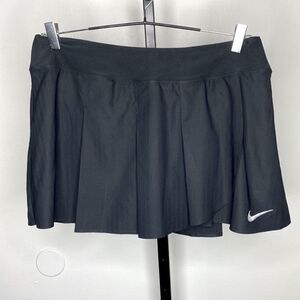 Black/White NIKE tennis skirt size L (large) from NIKE
